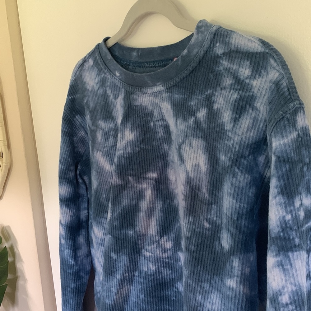 Cropped Ribbed Crewneck - Picture 3 of 4